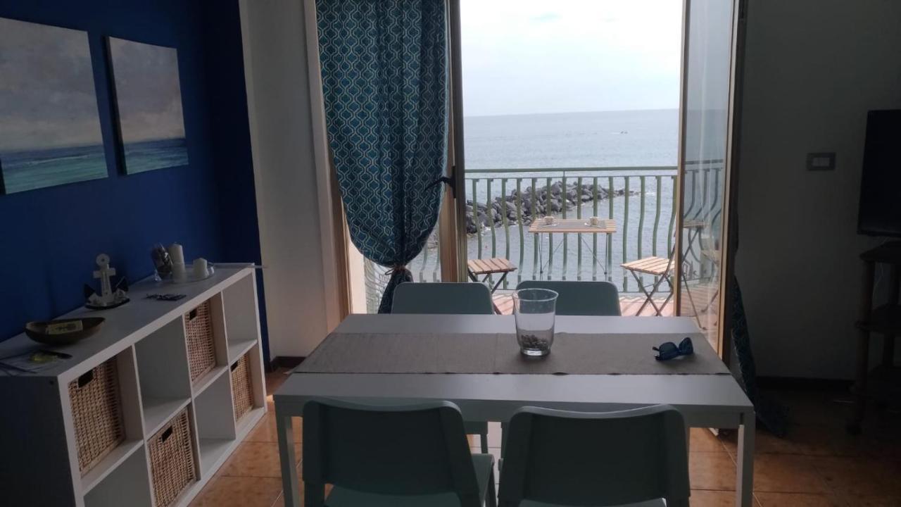 Beachfront Giardini Naxos Exteriér fotografie